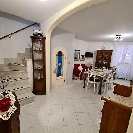 Casa Vacanze Lalia Майорі Екстер'єр фото